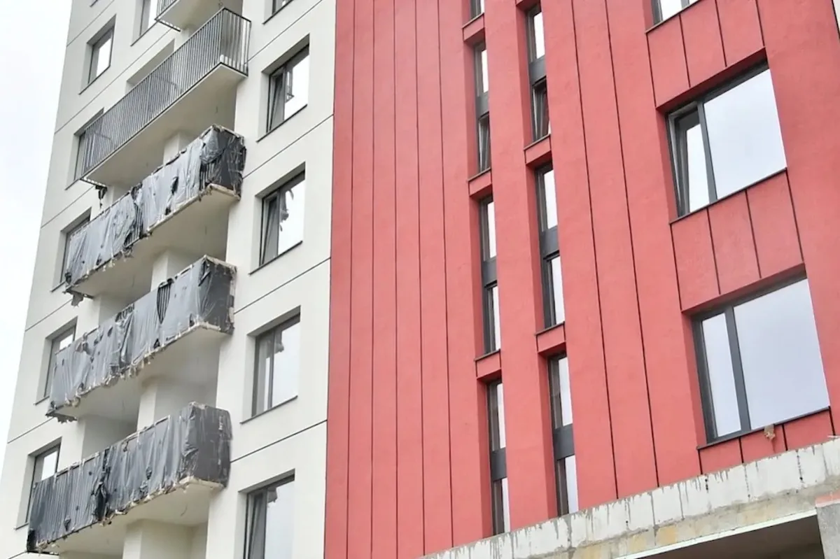 Два багатоповерхові будинки для переселенців у Франківську: покроково до завершення